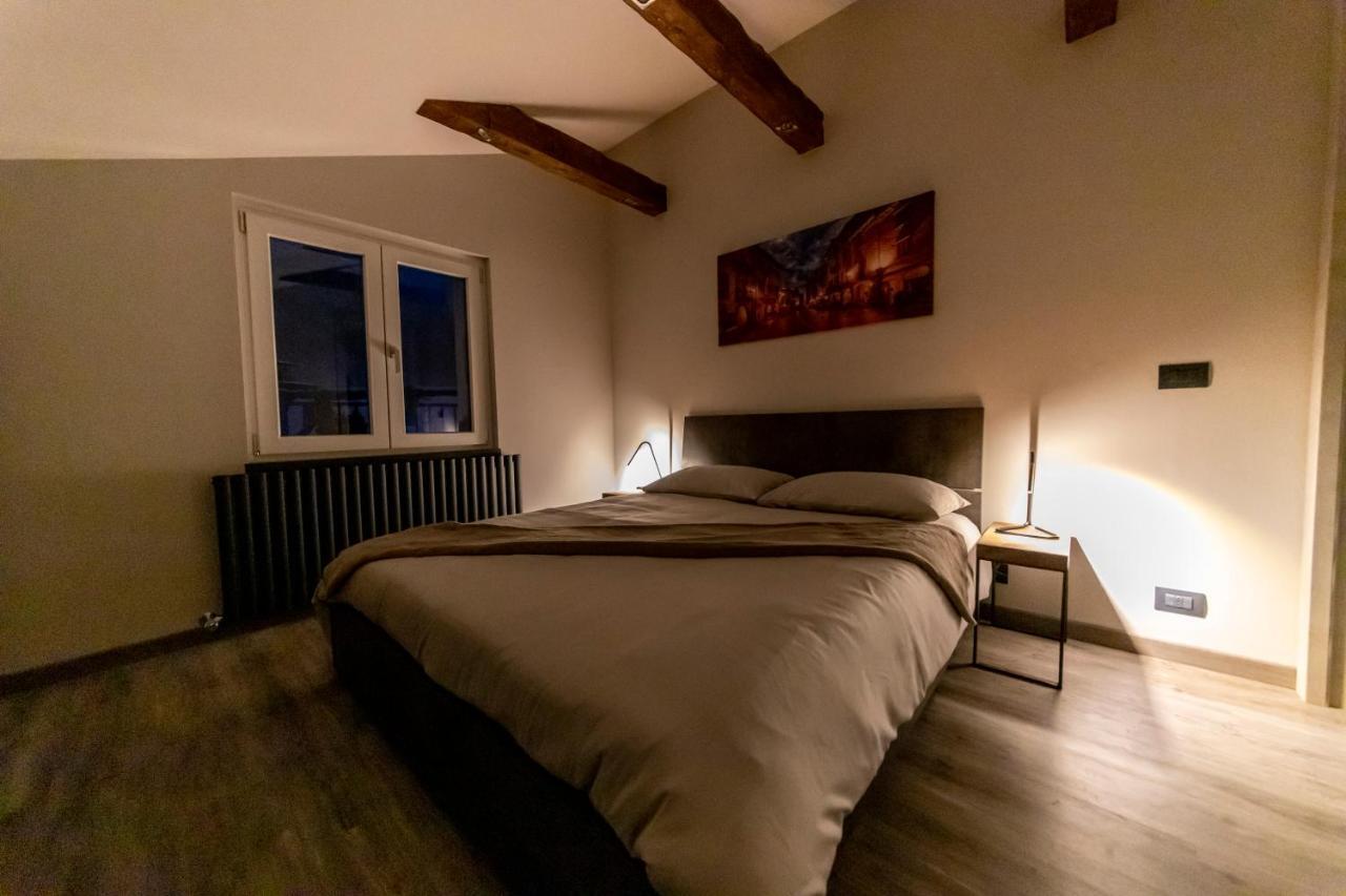 도모도솔라 Panoramic Penthouse In The Historical Center 아파트 외부 사진